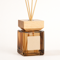 Diffuseur à roseaux de 500 ml avec bouchon aspect bois