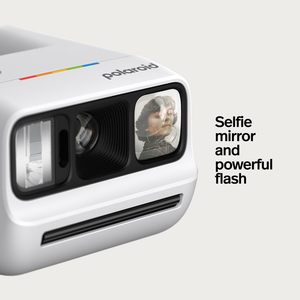 <span class=keywords><strong>Polaroid</strong></span> Go Génération 3 - Appareil photo instantané miniature (9195) - Compatible uniquement avec le film Go |   <span class=keywords><strong>Mini</strong></span> appareil photo instantané - Product Image 3