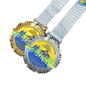 Médaille personnalisée en émail souple plaqué or pour récompense de l'excellence des joueurs d'équipe de mathématiques – Artisanat métallique - Product Image 4