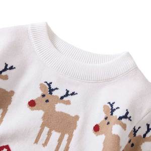 Pull de Noël personnalisé, pull classique pour enfants, grand motif de renne à nez rouge, tricot nordique, motifs de tricot pour les fêtes, pull en tricot - Product Image 5