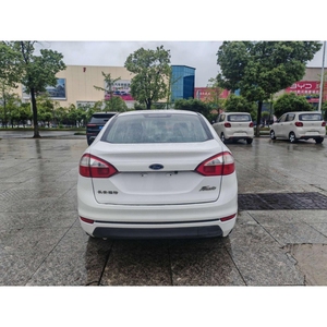 <span class=keywords><strong>Ford</strong></span> <span class=keywords><strong>Fiesta</strong></span> 4 portes berline 1.5L MT 2013 d'<span class=keywords><strong>occasion</strong></span> fiable à <span class=keywords><strong>prix</strong></span> abordable, en bon état, conduite à gauche, essence, pour exportation en gros vers l'Afrique - Product Image 6