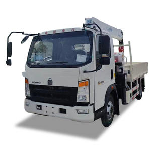 משאית מנוף משומשת SINOTRUK HOWO 4*2, מנוע וויצ'אי 200 כוחות סוס, מנוף הידראולי מתקפל 5 טון - Product Image 1