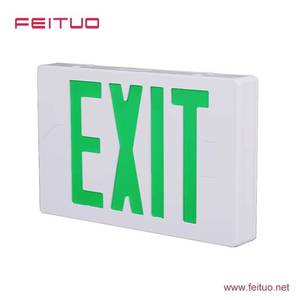 Luminaire d'urgence Feltro avec flèches directionnelles en option, lettres haute visibilité de 6 pouces, adapté aux lieux publics et - Product Image 4