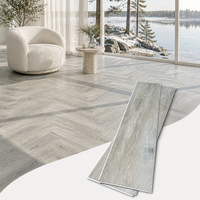 Fabricant de revêtements de sol en marque privée, revêtement de sol SPC imperméable à l'eau, aspect bois naturel, système de clic Unilin, pour appartement