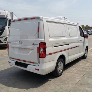 Nouveau véhicule de transport de la chaîne du froid avec <span class=keywords><strong>réfrigérateur</strong></span> isolé Caractéristiques Camion à essence manuel 4x2 Norme d'émission Euro 6 - Product Image 6