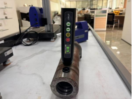 Ultrasonic Thickness Gauge - Product Image 4