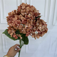 Bunga Hydrangea Buatan Berkualitas Tinggi Warna Kopi Tangkai Panjang Grosir B-505 untuk Dekorasi Pernikahan dan Centerpiece