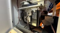 Impresora de inyección de tinta UV automática de 4 cabezales I3200 de 1.8m para exteriores, para carteles fotográficos y pancartas de vinilo rollo a rollo