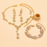 Ensemble de bijoux en strass pour sac à main, 5 pièces, pour bal de promo, comprenant pochette, collier, boucles d'oreilles et bracelets pour femme et mariée