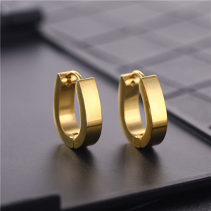 Pendientes de Aro Tipo Hugger de Acero Inoxidable 316L con Forma de Herradura para Hombre y Mujer |   Chapado en Oro PVD, Resistente al Deslustre, Impermeable e Hipoalergénico - Product Image 4