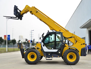 מלגזה טלסקופית XT4018K ממותג מוביל |   יכולת העמסה של 4 טון עם הרמה של 17.55 מטר וטווח של 13.4 מטר, מובילים בתעשייה - Product Image 5