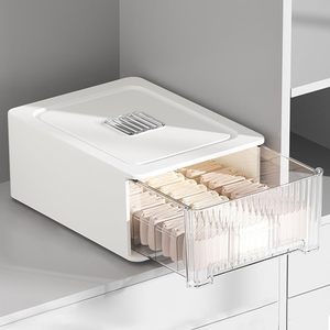 Caja de almacenamiento apilable para ropa interior, estilo de colocación y colgante, plástico blanco y verde en 18 rejillas para sujetadores, calcetines, bufandas, corbatas, cinturón - Product Image 1
