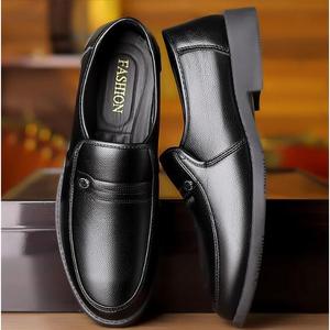 Chaussures habillées et Richelieu en cuir pour hommes – Idéales pour le bureau et les occasions décontractées – Grande Vente - Product Image 5