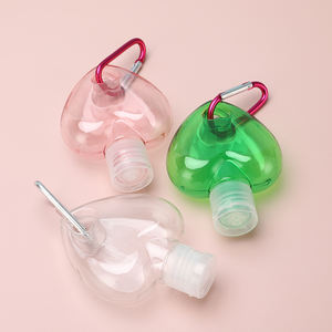 Botella Portátil de 50ml 60ml 70ml con Forma de Corazón, de Plástico PET No Tóxico, con Tapa Abatible y Mosquetón para Llavero, para Desinfectante de Manos - Product Image 2