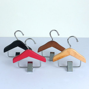 Mini ropa de madera <span class=keywords><strong>para</strong></span> mascotas, percha de madera <span class=keywords><strong>con</strong></span> Clip <span class=keywords><strong>para</strong></span> ropa de muñeca - Product Image 2