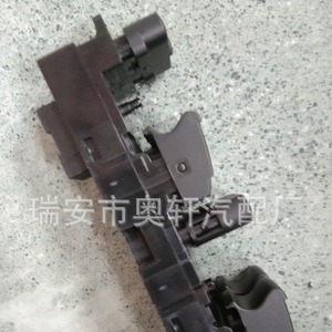 7M3959857D สวิตช์ควบคุมหน้าต่างรถยนต์ สวิตช์กระจกไฟฟ้า สำหรับเปลี่ยนซ่อม - Product Image 3