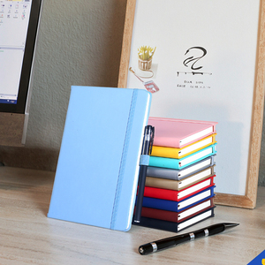 Cuaderno de cuero PU de tamaño 2025 A5, logotipo personalizado, estilo de tapa dura, páginas forradas coloridas, encuadernación térmica, diario, Bloc de notas - Product Image 1