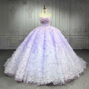 Robe de bal Jancember 6902 Lilac Ombre, sans bretelles, pour Quinceañera, avec pétales de fleurs 3D, tulle scintillant - Product Image 2