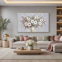 Bouquet floral romantique sur toile, peinture de fleurs roses et blanches, art mural avec cadre en bois doré