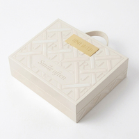 Boîte Cadeau Portable Vide pour Mariage et Fiançailles, Boîte à Bonbons en Papier pour Demoiselles d'Honneur, Vente en Gros Disponible