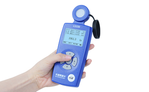 Medidor de Iluminancia Espectral Linshang LS330, Medición de Luz de Alta Precisión con CRI, CCT y Flicker - Product Image 5