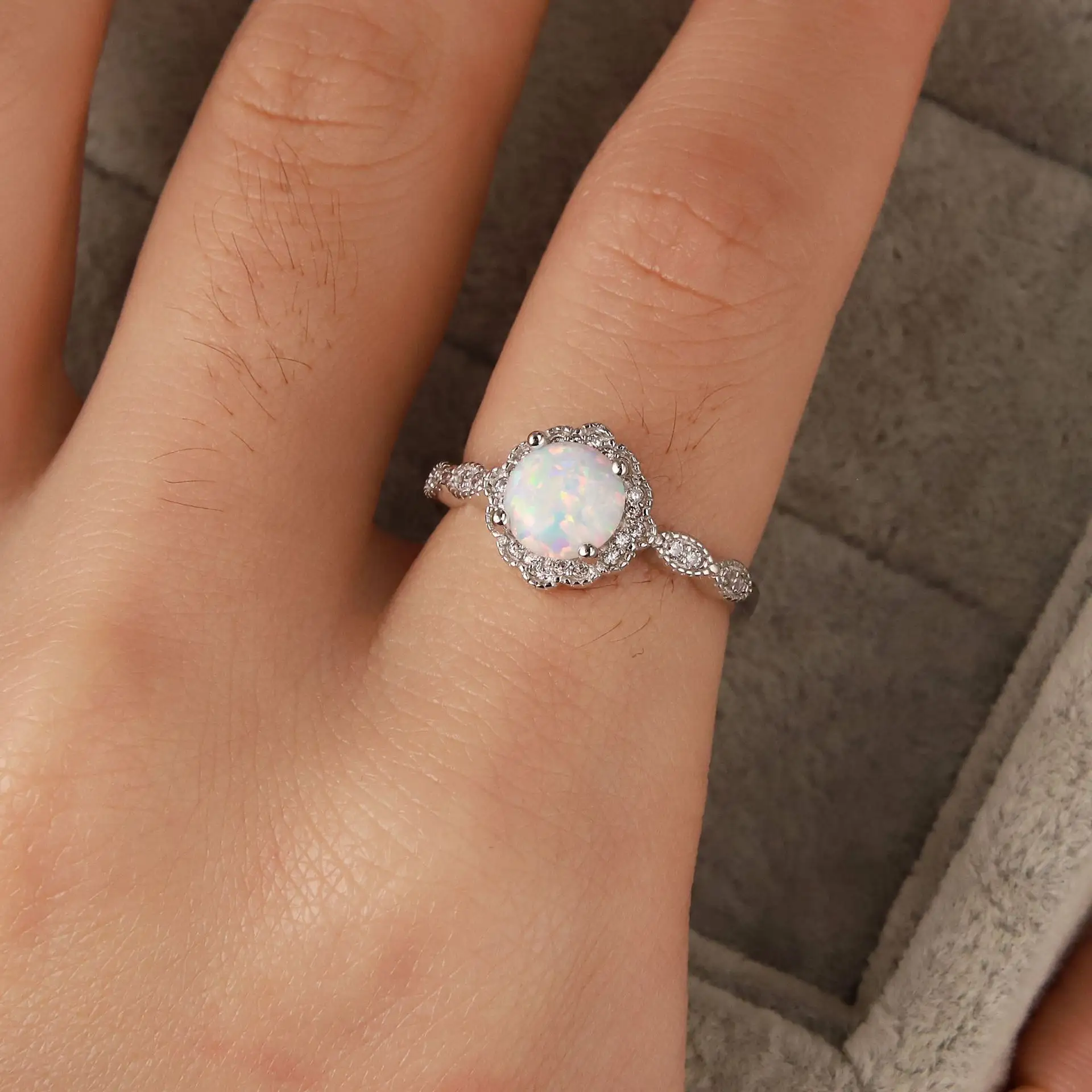 Anillo de Plata de Ley 925 de gama alta al por mayor, anillos de boda y compromiso de plata con piedra de color S925 para mujer