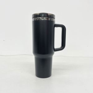 Tazas de Viaje para Café con Pajita Abatible Extraíble, Antiderrames, 40 oz, Vaso Plateado Negro para Grabado Láser - Product Image 2