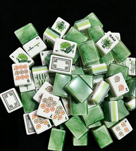 En stock, Nouveau Mini Jeu de Mahjong de Voyage de Luxe 4 couches en Acrylique Gravé, 160 Tuiles Vert Foncé Miss Set America - Product Image 3