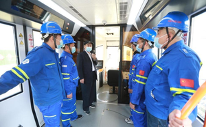 Tren Monorraíl de Suspensión Aérea para Atracciones - Product Image 5