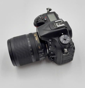 Bộ máy ảnh kỹ thuật số du lịch chất lượng cao đã qua sử dụng dành cho <span class=keywords><strong>Nikon</strong></span> D700, cảm biến APS-S 16MP, Full HD, kèm ống kính 18-105mm và thẻ nhớ SD - Product Image 2