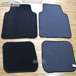 Tapis de voiture <span class=keywords><strong>noir</strong></span> universel, 1 pièce, avec <span class=keywords><strong>logo</strong></span> personnalisé - Product Image 3