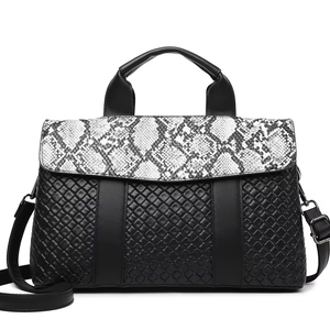 Wholesale Black Girl <b>Purse</b> High Capacity PU Leather Handbags Messenger Bag Custom Plain <b>Large</b> Handbags - Product Image 1