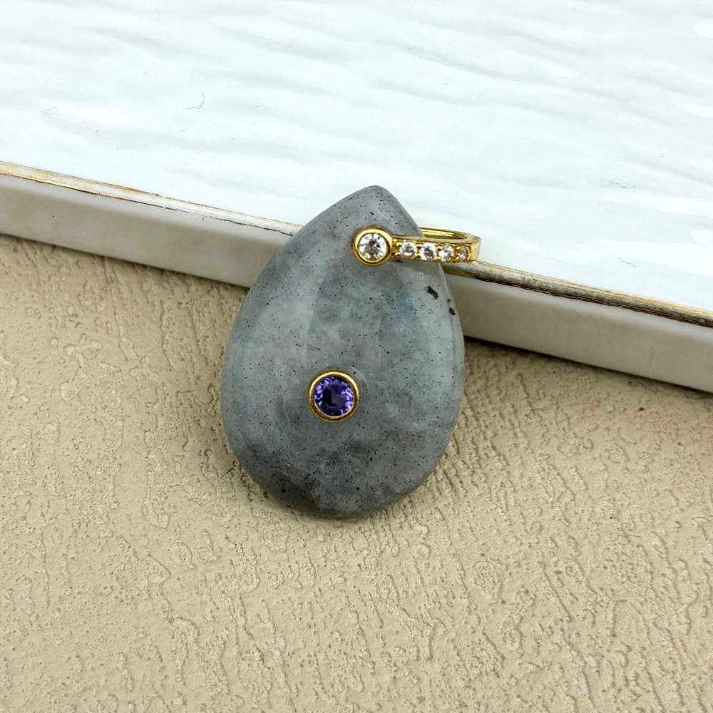 Labradorite - gold
