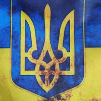 Petit drapeau de voiture miniature en satin de polyester écologique imprimé drapeau ukrainien de 4x6 pouces avec ventouse pour utilisation en véhicule