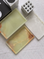 Plateau flottant Stonekocc 23x14x2cm en marbre onyx vert et blanc, finition polie, abstrait, minimaliste, gravé