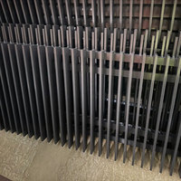 Panneaux de clôture en alliage d'aluminium anti-escalade pour l'extérieur, clôture de sécurité et d'intimité, résistants aux intempéries et faciles à entretenir pour la maison et la terrasse