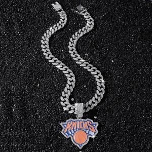 Buzlu Görünümlü NBA New York Knicks Takım Amblemi Takı Alaşım Altın Kaplama Yapay Elmaslı Takımlar Hayranları Kolye - Product Image 6