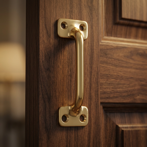 Poignée de porte en laiton poli, design traditionnel, quincaillerie de traction en métal durable pour armoires, meubles et cuisine – En vente - Product Image 3