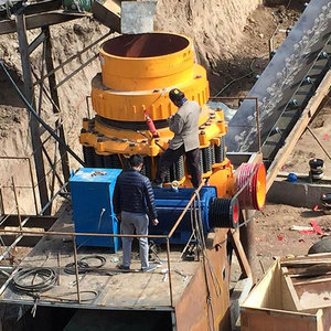 Nouveau concasseur à cône Symons pour le concassage de pierres dans l'exploitation minière et la construction, avec composants essentiels : pompe, engrenage, moteur, et moteur à essence. - Product Image 6