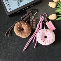 Porte-clés en peluche donut mignon avec breloque chocolat, pendentif de sac en forme de nourriture douce, mousqueton cœur, cadeau pour enfants