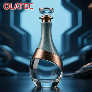 Bouteille de vin mousseux OLATEC de luxe en verre texturé bleu avec motif ondulé et emballage haut de gamme - Product Image 3