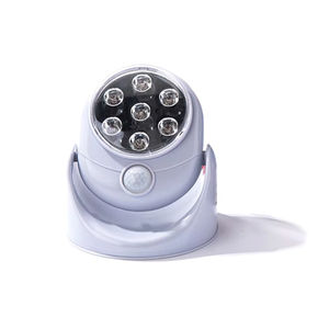 Lampe murale à détecteur de mouvement, caméra factice de sécurité rotative à 360°, lumière de sécurité sans fil pour extérieur et intérieur - Product Image 3