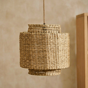 Abat-jour en jonc de mer fait main, style bohème, forme cylindrique, éco-responsable, couvercle de lampe en rotin, luminaire suspendu fabriqué au Vietnam - Product Image 1