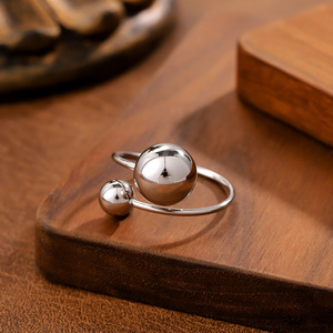 แหวนสแตนเลสทรงกลมแบบมินิมอล ไม่หมอง ปรับขนาดได้ แหวนเปิดนิ้ว - Product Image 5