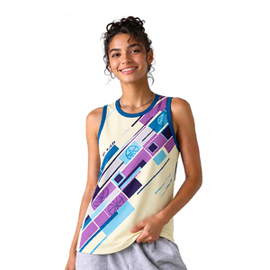 Tenue de basketball personnalisée Fanshi pour jeunes, design sur mesure avec options de coupe adaptées à la croissance - Product Image 1