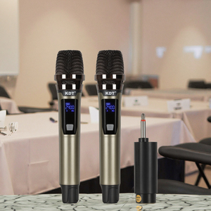 Chuyên Nghiệp Xách Tay Không Dây Năng Động <span class=keywords><strong>Vhf</strong></span> Cardioid Cầm Tay Ve Áo <span class=keywords><strong>Microphone</strong></span> Kép LED Hiển Thị Trọng Lượng Nhẹ Tiếng Ồn Nhựa FM - Product Image 3