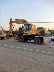 Excavadora de Ruedas HUNDAIY de Segunda Mano 2015-2023 en Venta, Excavadora Hyundai 210W-9 de Segunda Mano a Bajo Precio - Product Image 5