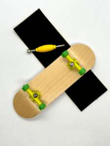 Planche de bois de 34mm personnalisée <span class=keywords><strong>Pro</strong></span> Professional Mini <span class=keywords><strong>Tech</strong></span> <span class=keywords><strong>Deck</strong></span> Madera Series Finger Skateboard Toy Wood Series Climbing <span class=keywords><strong>Deck</strong></span> Fingerboard - Product Image 2