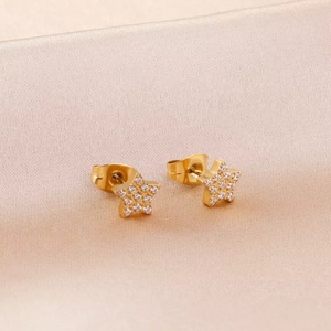 Juego de Aretes de Moda para Mujer, Joyería Chapada en Oro de 18K, Aretes de Diamantes, Aretes de Acero Inoxidable con Circonita - Product Image 2