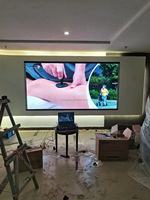 Layar LED 4K Indoor dengan Kecerahan 500cd Garansi 1 Tahun Adobe RGB 98% HDR HLG Pemasangan di Dinding